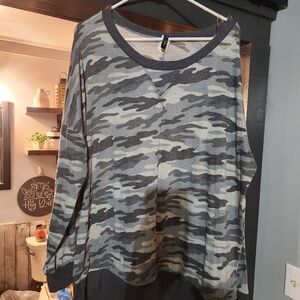 Women's Camouflage Sweatshirt